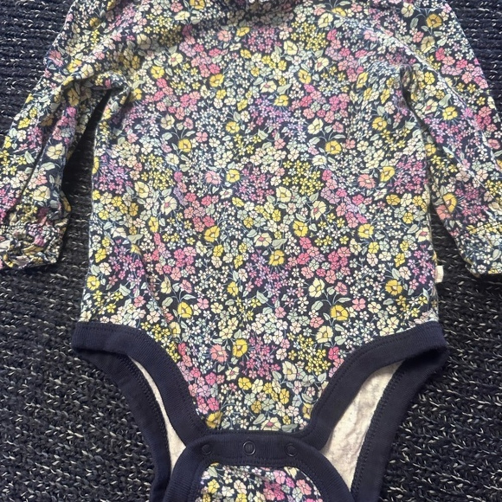 Baby Gap Floral Long Sleeve Bodysuit 6-12M Organic Cotton Navy Pink Yellow - Picture 1 of 2